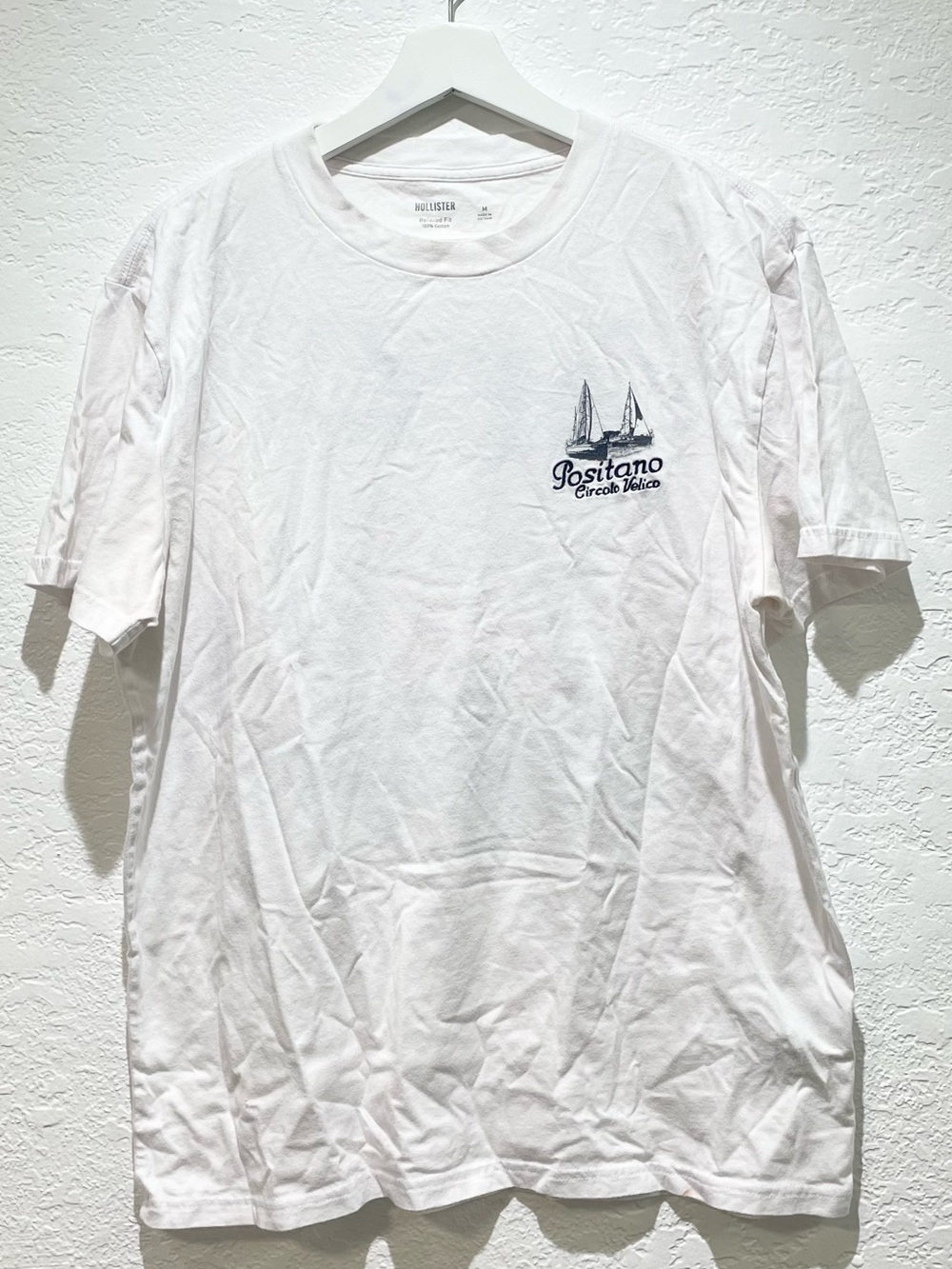 Hollister White Short-Sleeve Tee with Navy Graphic Positano Italy Size M